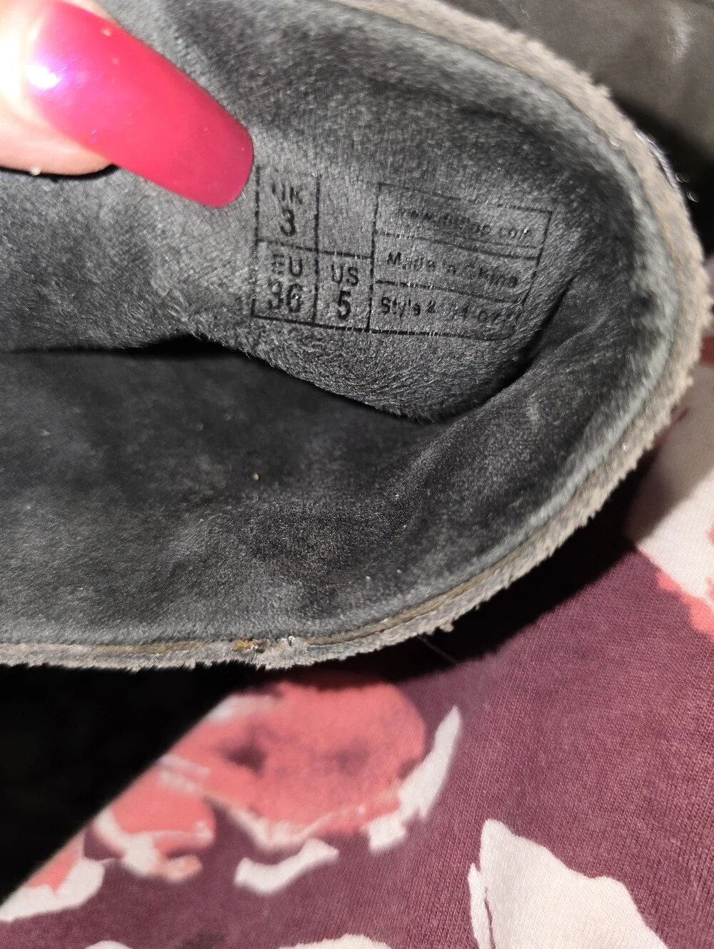 FitFlop Gray Suede Superboot Short Ankle Boots - Kids/Women
